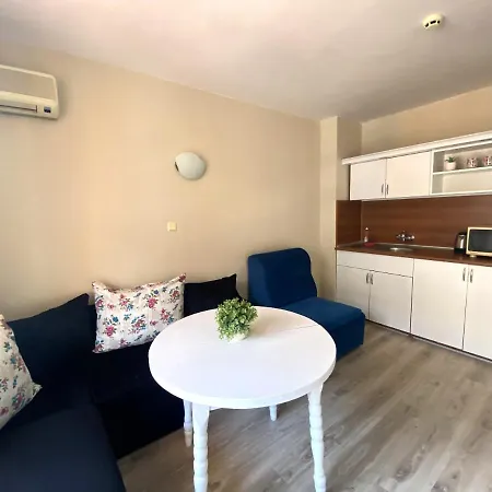 Primavera 2 Hotel apartamentowy Primorsko